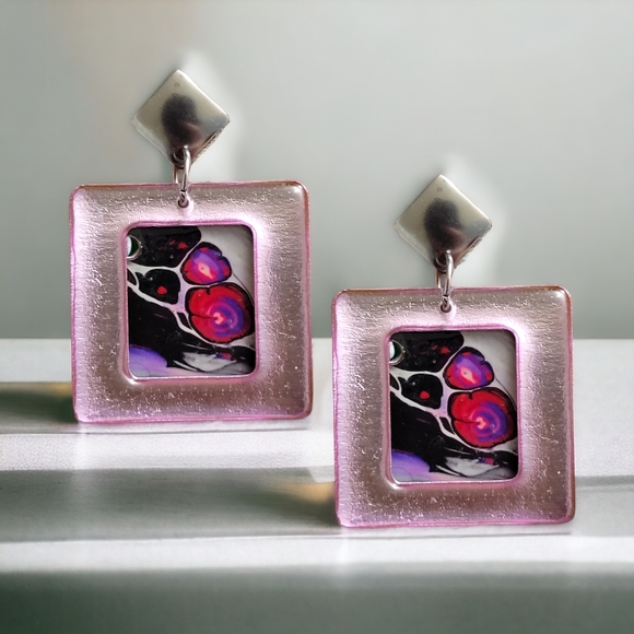 Meet your Posher, Ren - Picture 3 of 5